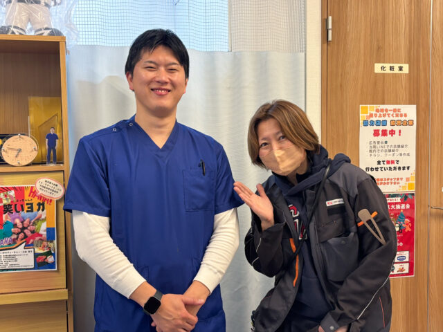 【症例紹介】川崎市中原区｜信号待ちでの停車中に右側から衝突された後のむちうち、左肩の痛み、左腕の痛み、右手の痛みが約4ヶ月で改善した40代女性の施術記録