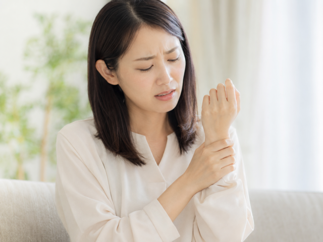 【症例紹介】川崎市中原区・40代女性・主婦の手の痛みでお悩みの患者様の症例